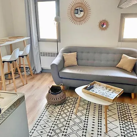 Studio cosy à deux minutes du port